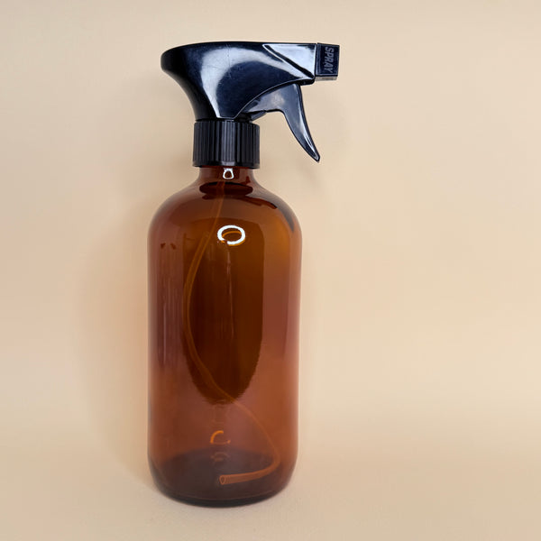 Envase de vidrio ámbar 500 ML con gatillo negro