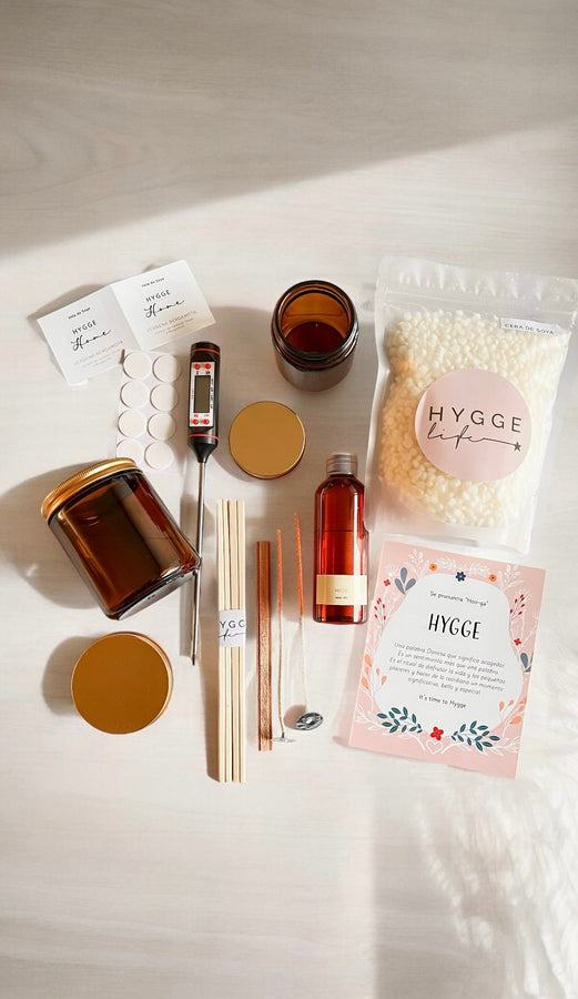 Kit Inicial tu primera vela + regalo e-Book " HYGGE la ruta hacia una vida más feliz”